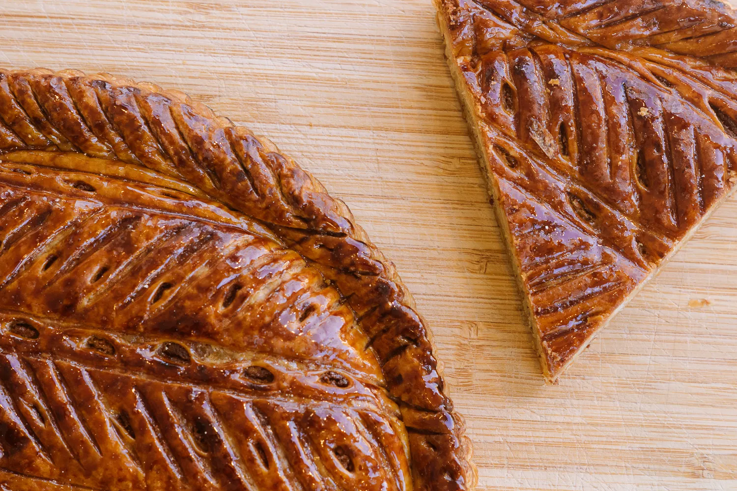 Galette des rois feuilletée et dorée